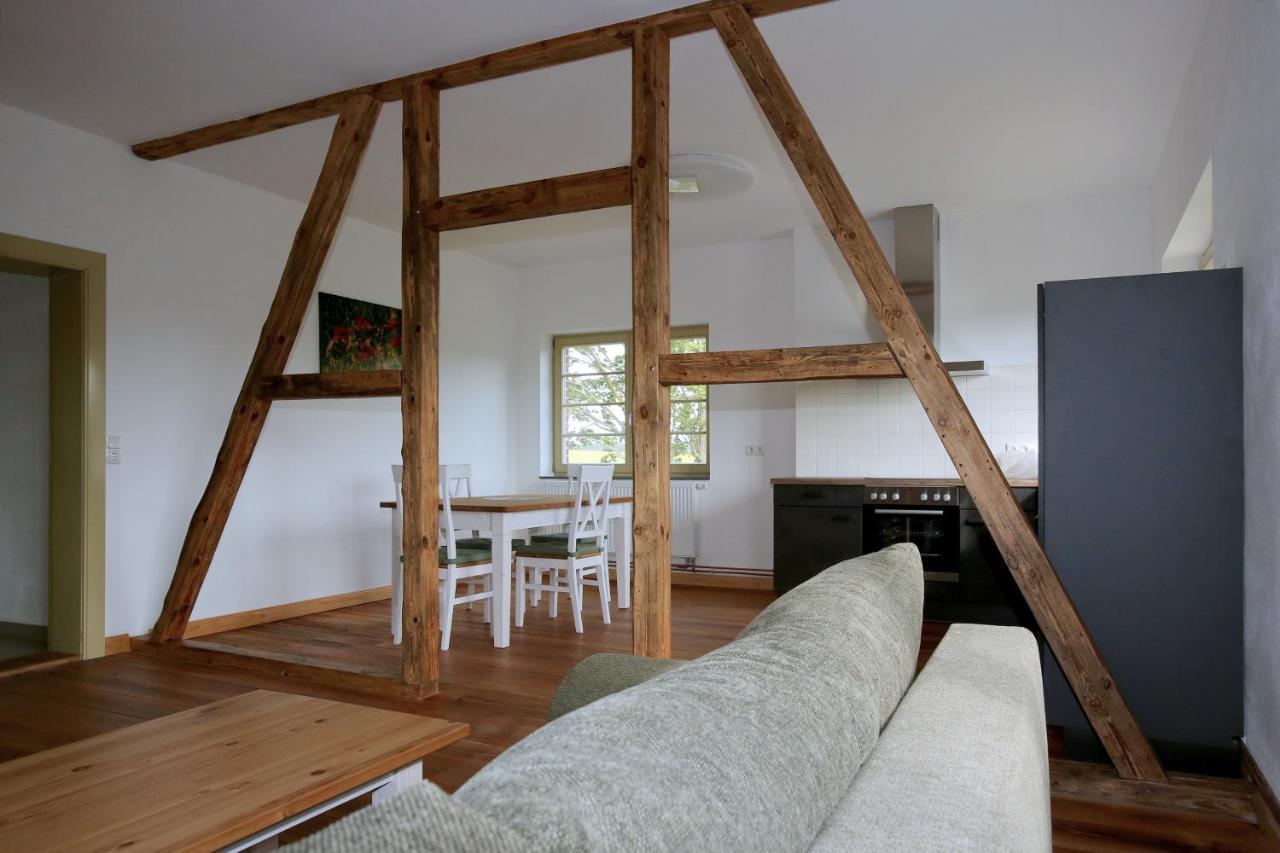 Bahnhof Hohen Mistorf Apartment Exterior photo